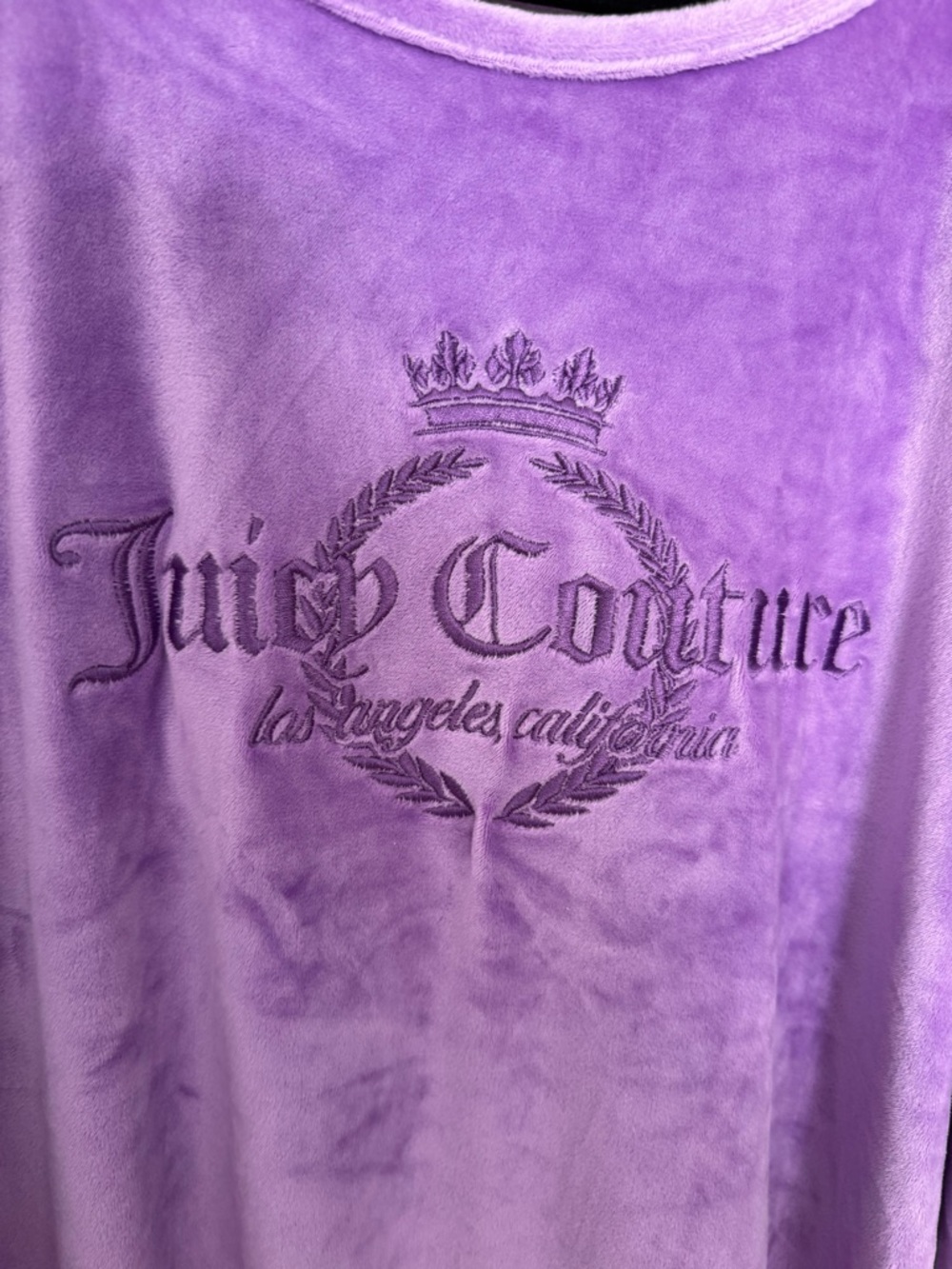 Juicy Couture softest Velour Sleepwear Embroidered Logo in Purple